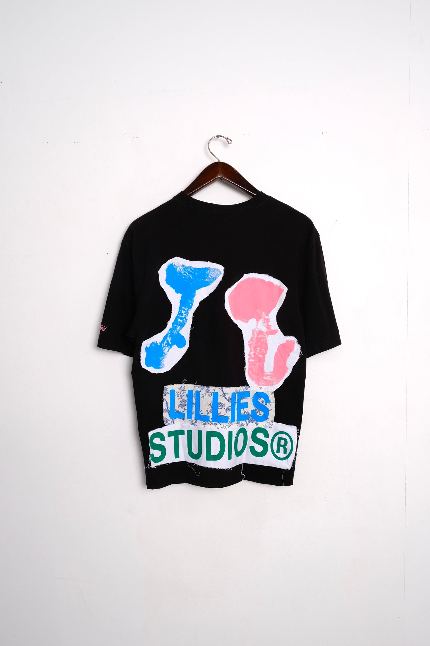 Black Graphic Print T-shirt