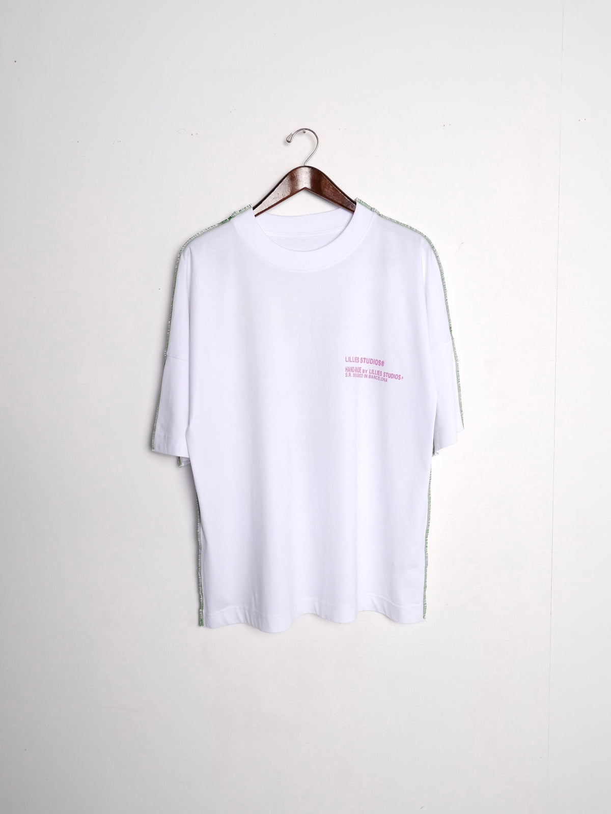 White Over-lock Graphic Print T-shirt