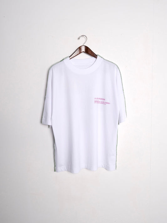White Over-lock Graphic Print T-shirt