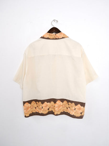 Floral Cuban Collar Shirt – cream camp collar shirt with peach floral hem and collar detail, handmade upcycled – Lillies Studios